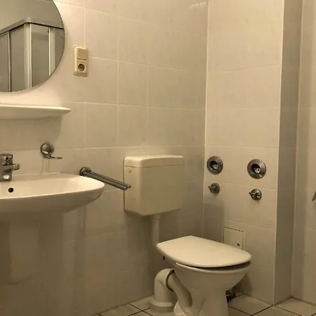Bahnhofstr 11 No 4 Appartement Zingst